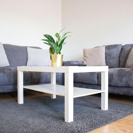 Large Ground Floor Pet Friendly 2 Bedroom Apartment With Free Parking Loughborough Eksteriør bilde