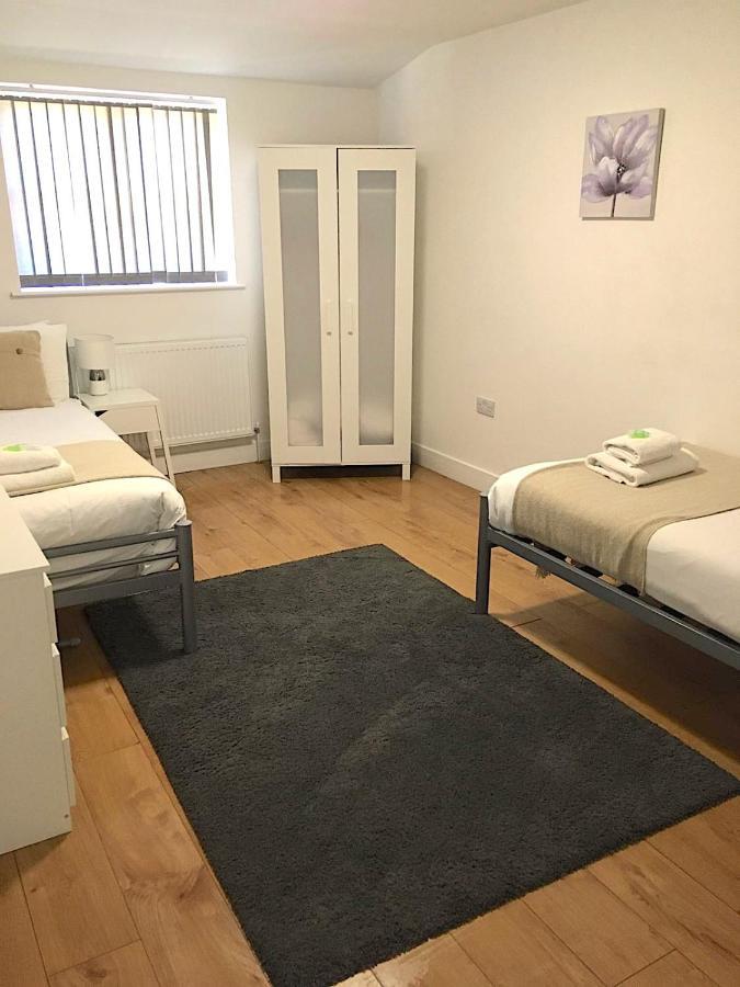 Large Ground Floor Pet Friendly 2 Bedroom Apartment With Free Parking Loughborough Eksteriør bilde